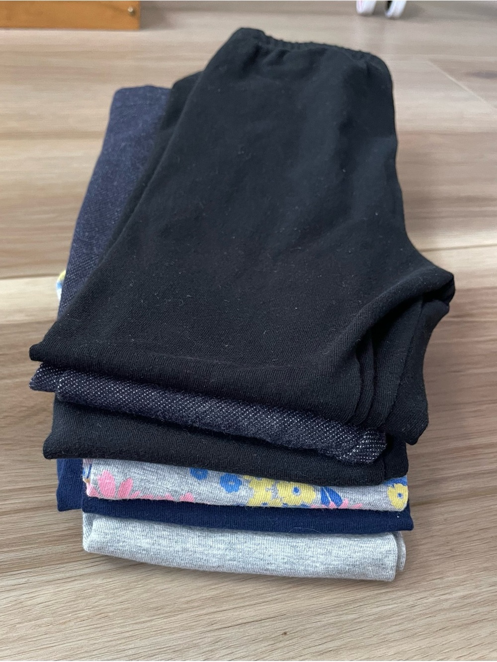 Cat & Jack Girls 5T Leggings - set of 6